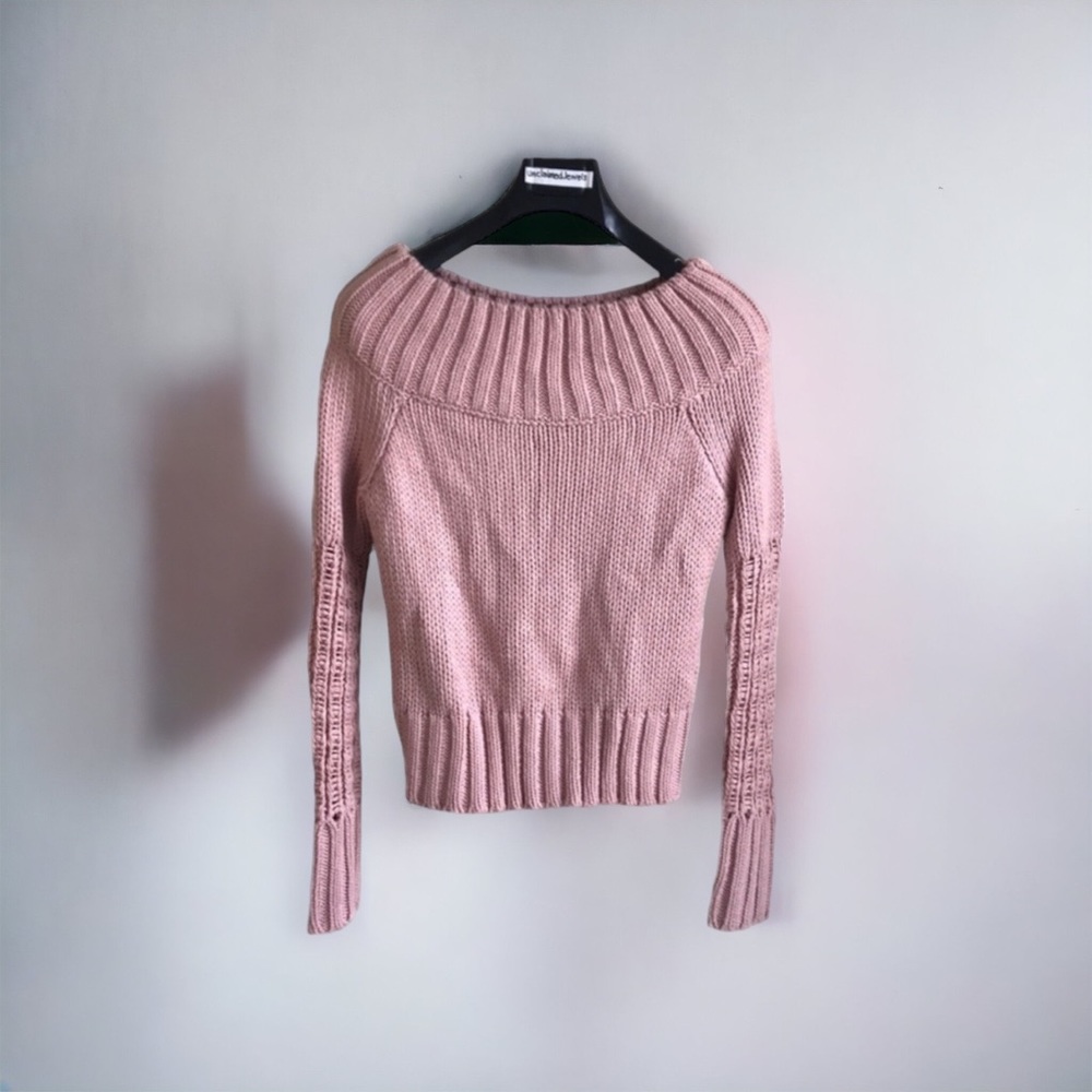 Cute pink knitted long sleeves sweater, NWOT